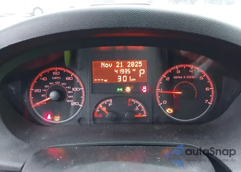 2020 Ram Promaster 1500 Low Roof 136 Wb z USA, uszkodzony, nr VIN 3C6TRVAG1LE135356